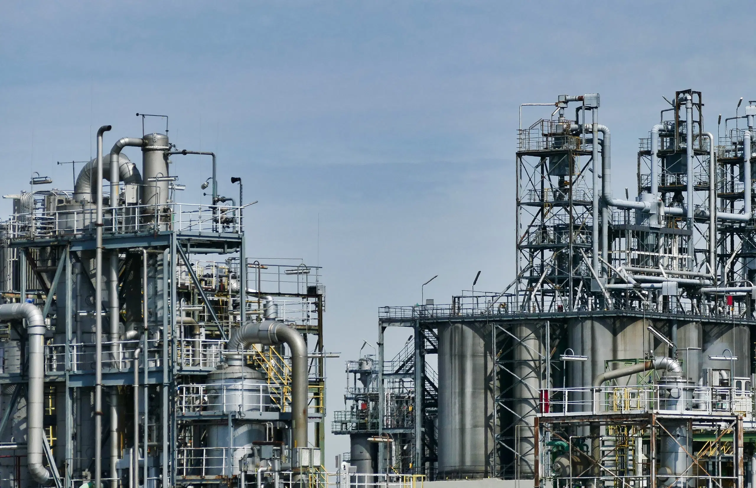 The Dangote Refinery IPO: What Nigerian Investors Need to Know